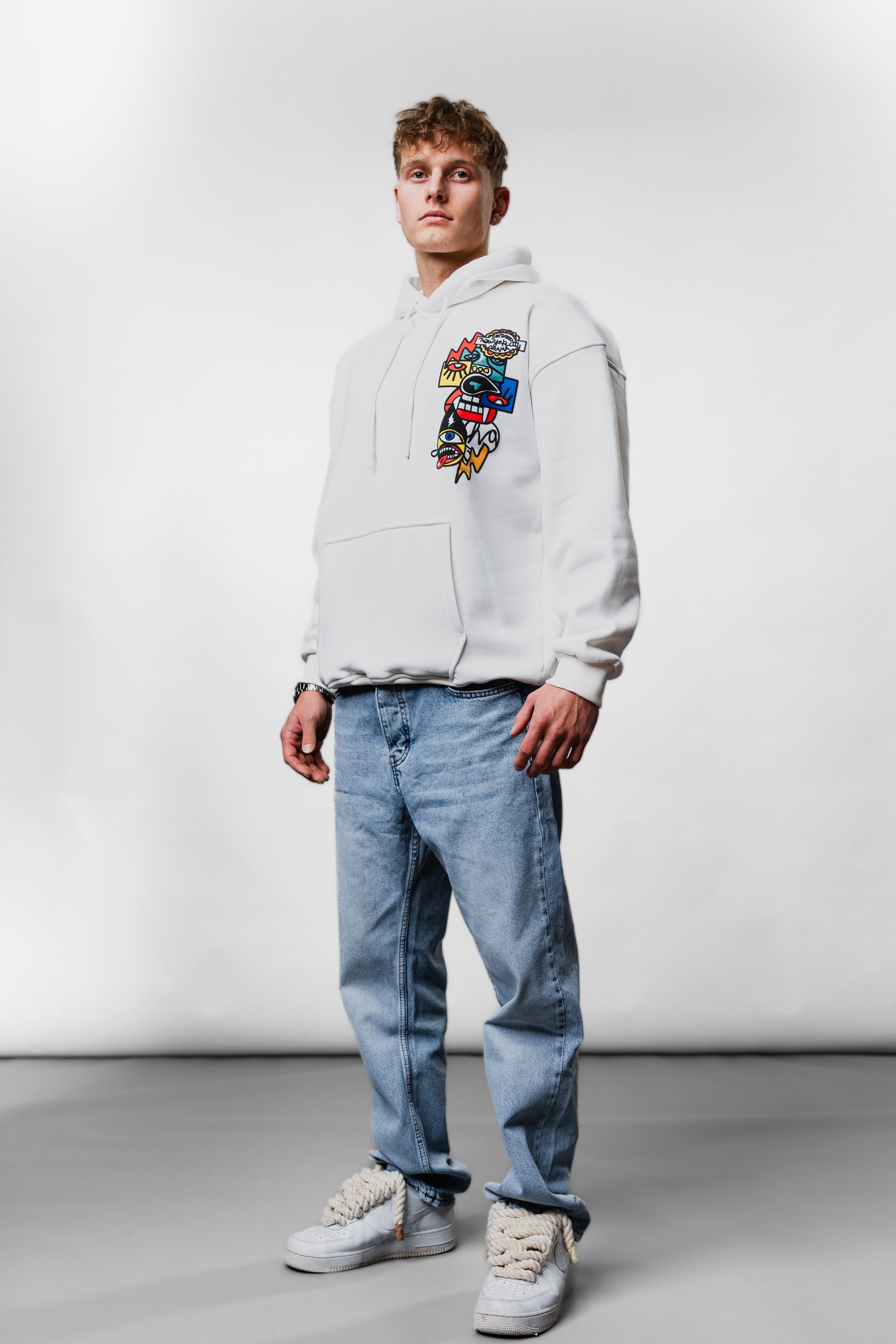 New York Graffiti White Oversize Hoodie B-1030