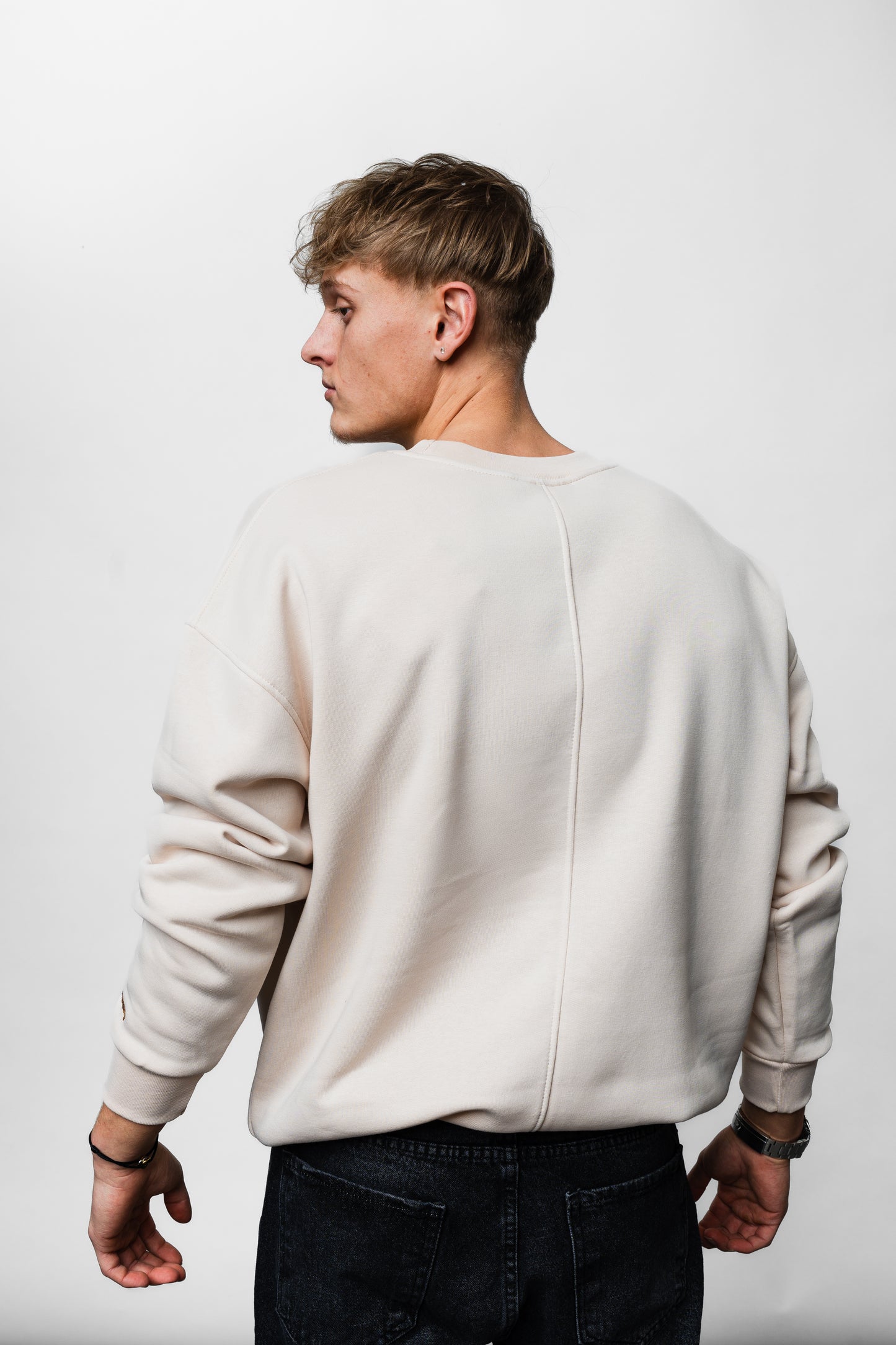 Who Are You Cream Oversize Sweatshirt C-1054