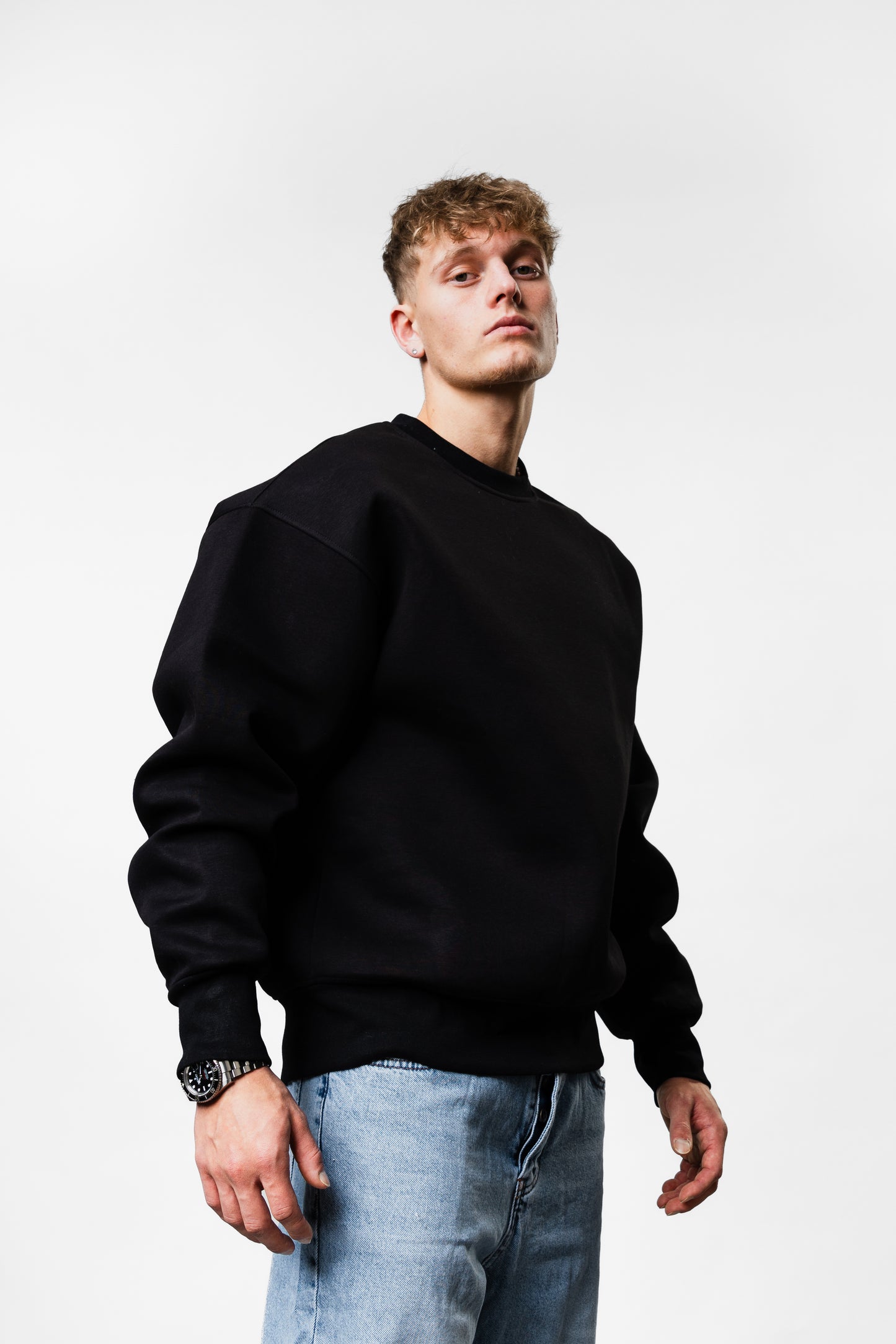 Black Basic Oversize Sweatshirt C-1056