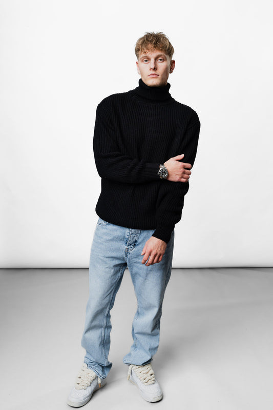 Black knitted Turtle Neck Sweater TT-1002